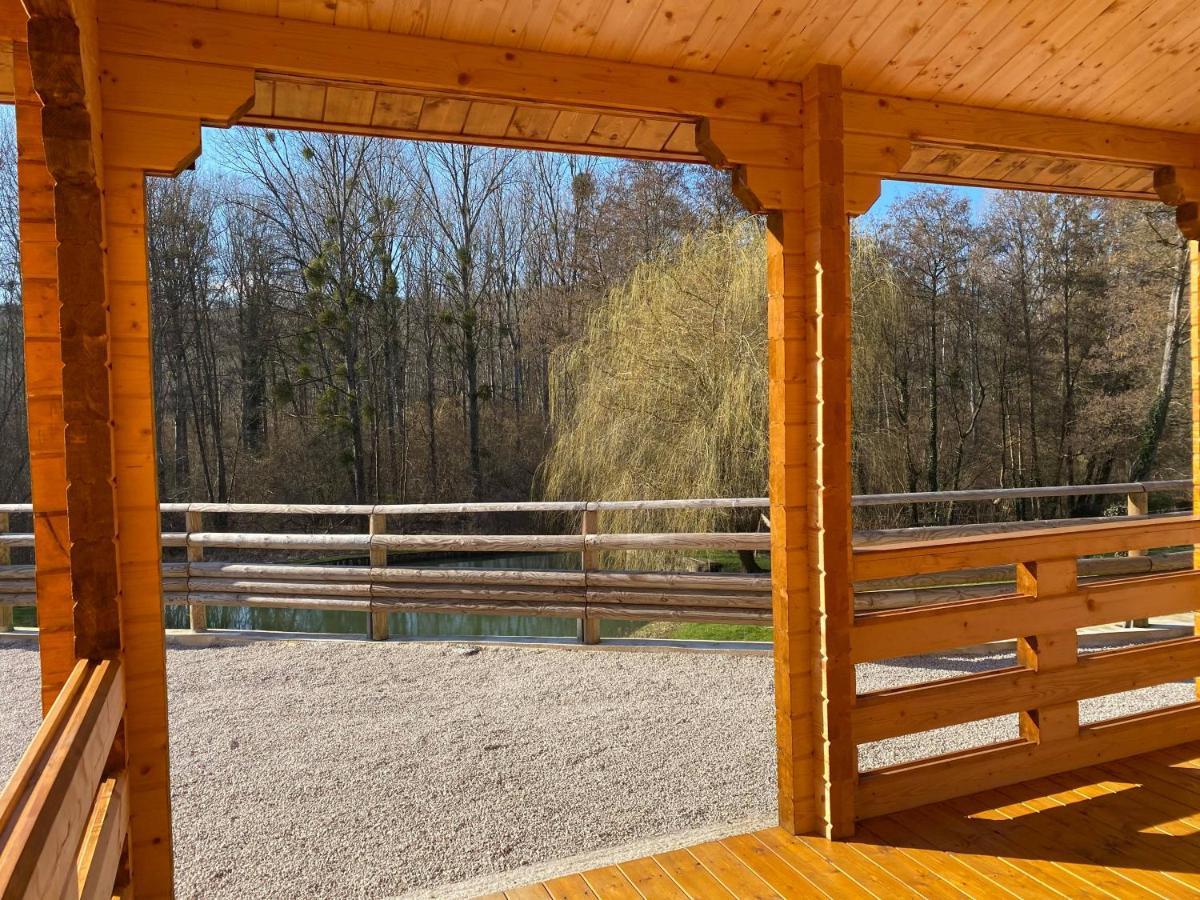 Les Chalets Du Marais Saint-Pierre-Aigle Exteriör bild